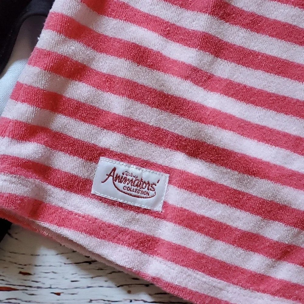 GIRLS SWIMMING CLOTHES BUNDLE (MOANA, LOL SURPRISE)